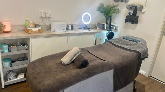 Revive The Beauty Salon