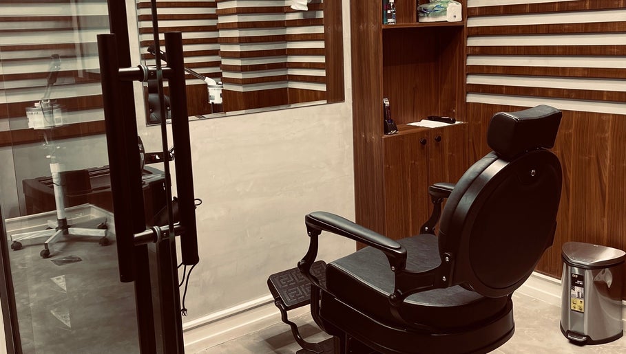 Immagine 1, Harmonic Barbershop - Al Malqa