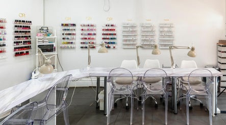 Blush Nail Bar imaginea 2