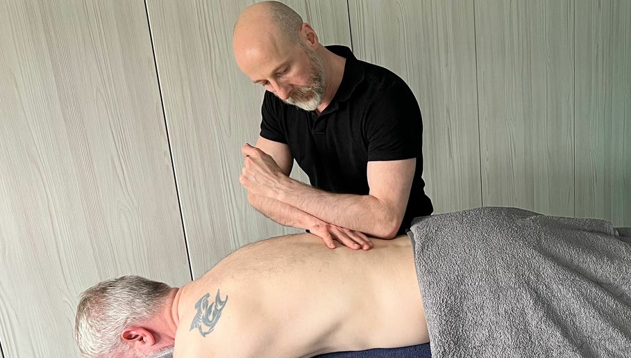 Paul Massage at Home billede 1