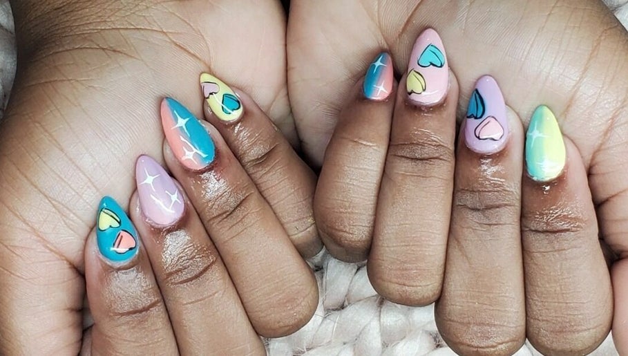 Friends & Family Nails by Julia изображение 1
