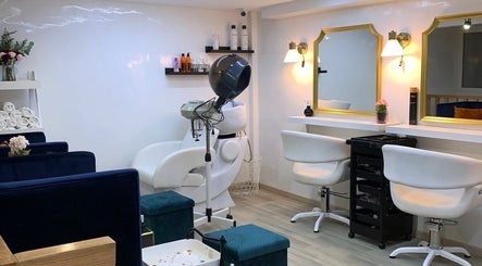 Laboticare image 2