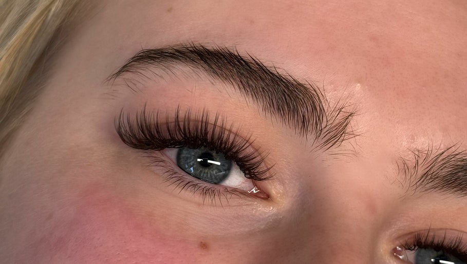 Lashes by Katya afbeelding 1