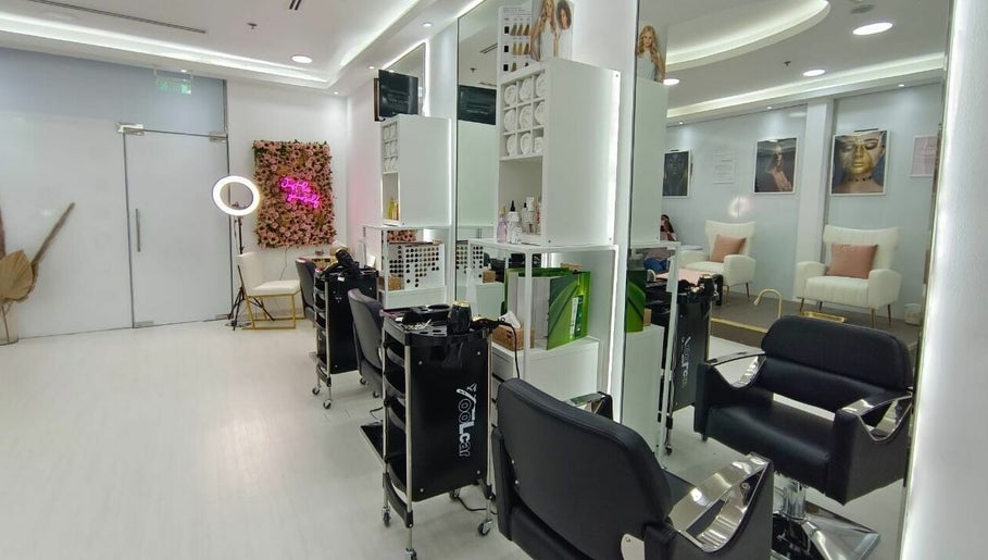 Sysy Toush Beauty Salon – obraz 1