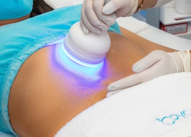 Cryotherapy treatment session at °CRYO Dubai Emirates Towers, دبي, دبي, AE, offering rejuvenating wellness.