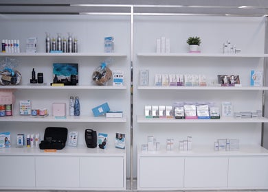 Sleek product shelves at °CRYO Abu Dhabi Reem Mall, Abu Dhabi, AE showcasing wellness and beauty items.