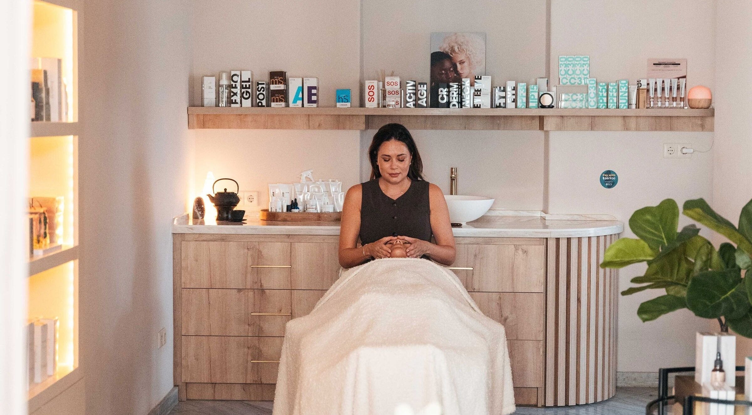 Relaxing facial treatment at Touch of Joy, Willemstad, Curaçao, CW.