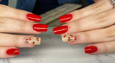 Nails by Ros, bild 2