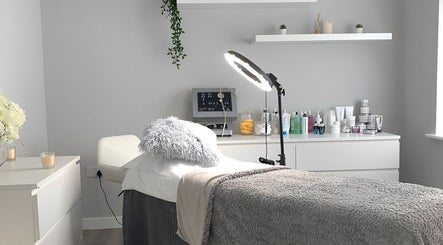 Nu IMAGE