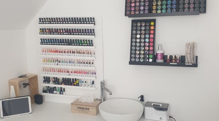 Collection élégante de vernis à ongles chez Les Ongles D'Emilie, Guérande, Pays de la Loire, FR.