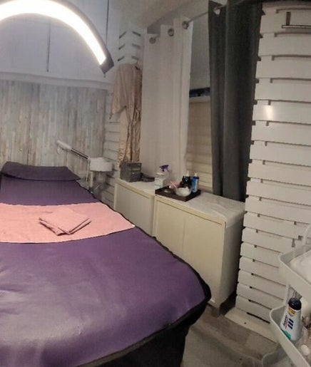 Relaxing treatment room at RenewU Total Body Care - Redmans Village, Saint Thomas, Saint Thomas, BB.
