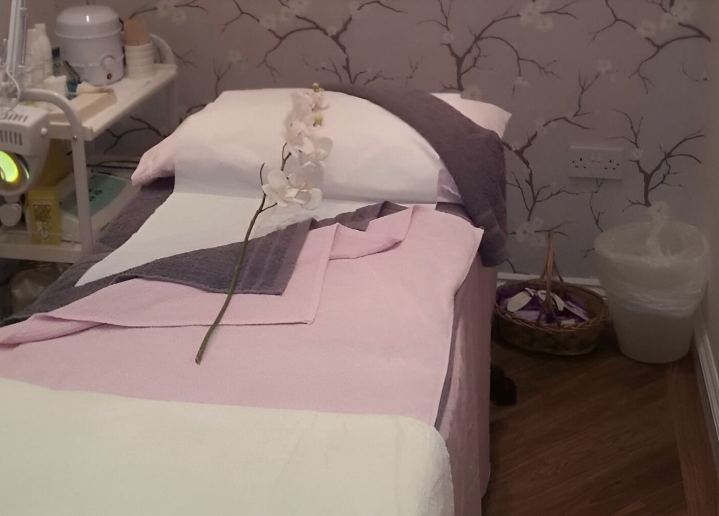 Relaxing treatment room at Baobab Tree Beauty, Belper, England, GB, with spa bed and calming decor.