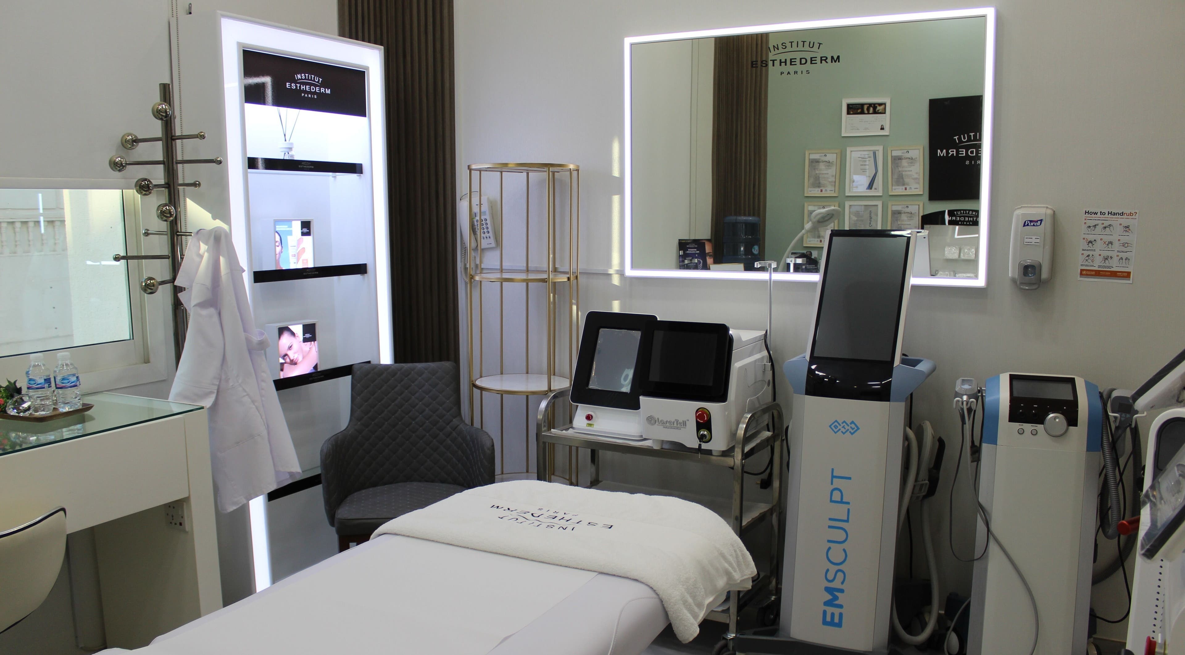 Treatment room at Renew and Revive Polyclinic, Dubai, Dubai, AE featuring advanced beauty equipment.