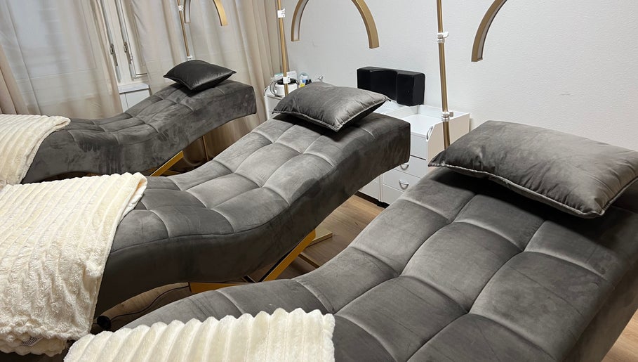 Swiss Beauty Nails Basel obrázek 1