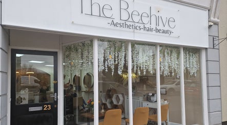 Bees beauty studio
