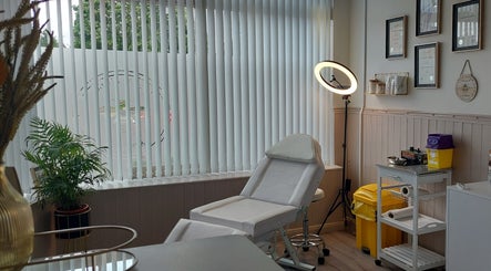 Bees beauty studio图像3