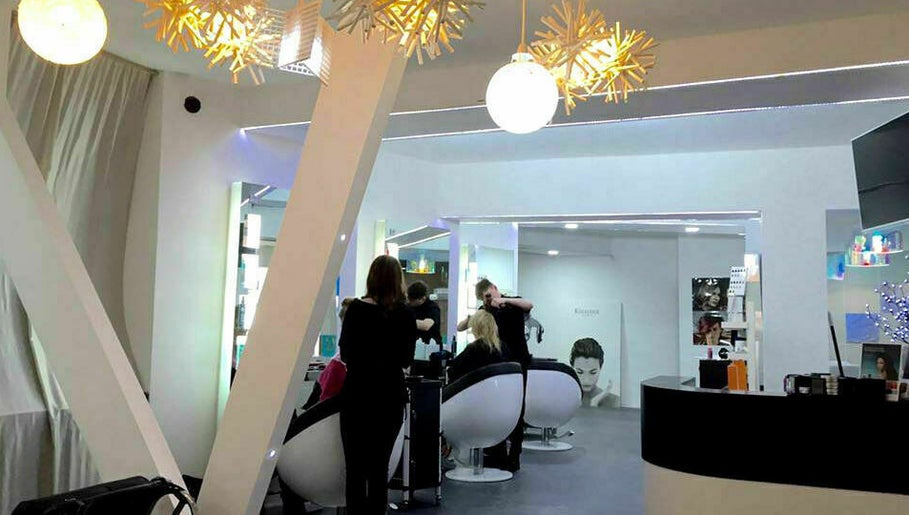 HOB Salon 1paveikslėlis