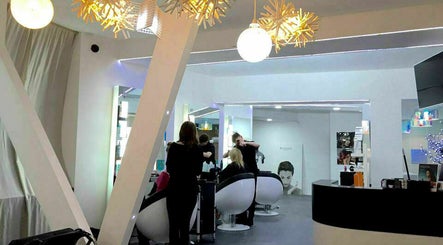 HOB Salon