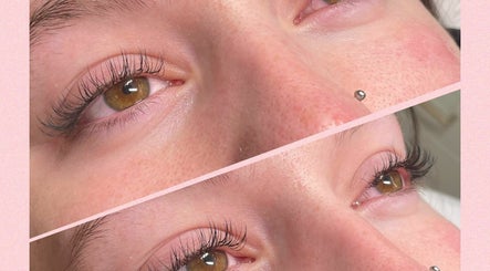 Blossom Lashes image 2