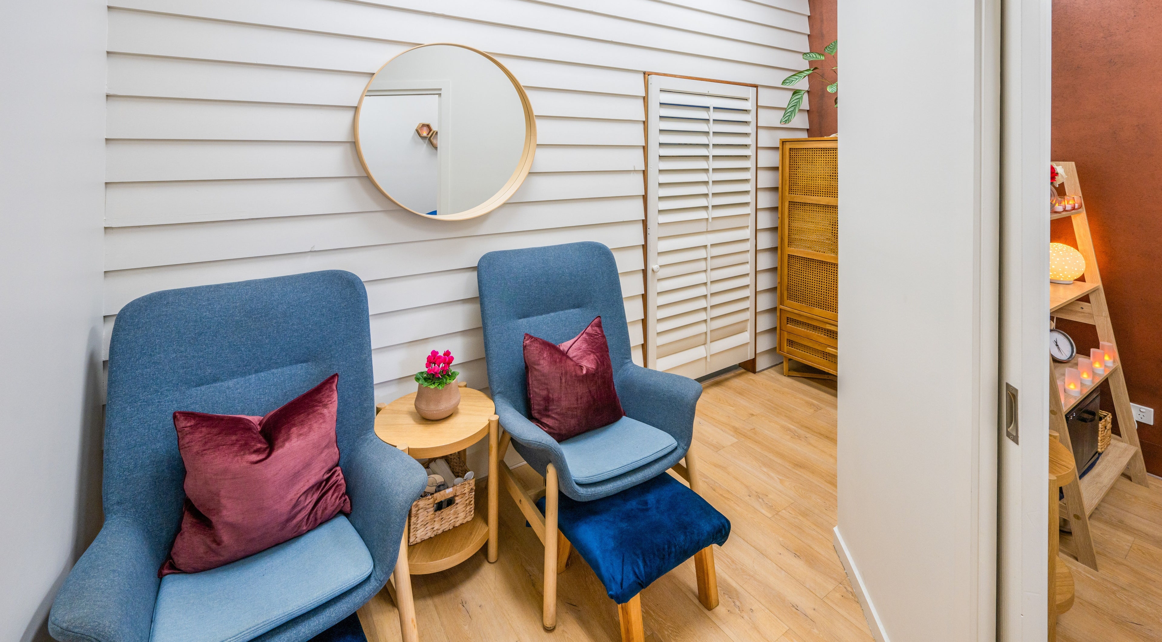 Relaxing spa chairs in a tranquil corner at Sorrento Skin and Beauty, Sorrento, Victoria, AU.