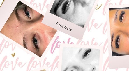 Immagine 3, Divine Lashes and Beauty Bar