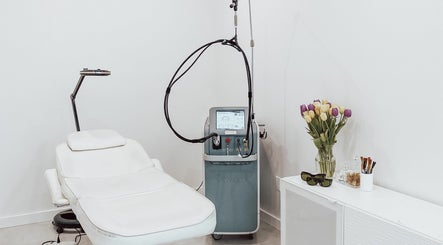 Laser Center by Jana Bay image 2