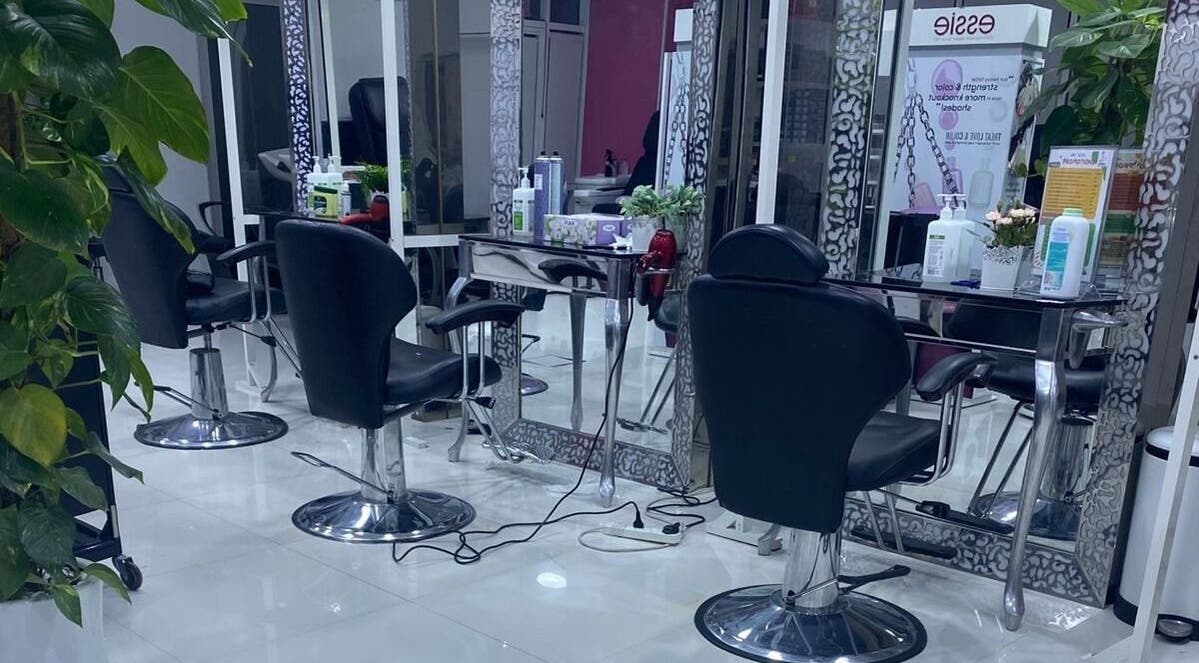 Elegant salon chairs at Eternal Lotus Ladies Salon And Spa, دبي, دبي, AE, offering a luxurious beauty experience.