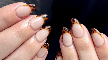 Nails and Beauty by Mel billede 3