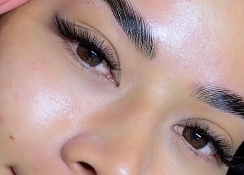 Beautifully groomed eyebrows at Studio Manetane & Auravive Wellness, Varsity Lakes, Queensland, AU.