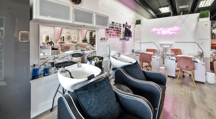 Andriw Beauty Spa image 3