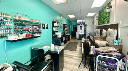 Ravishing Salon & Spa