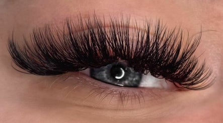 Lashes By Ell image 3