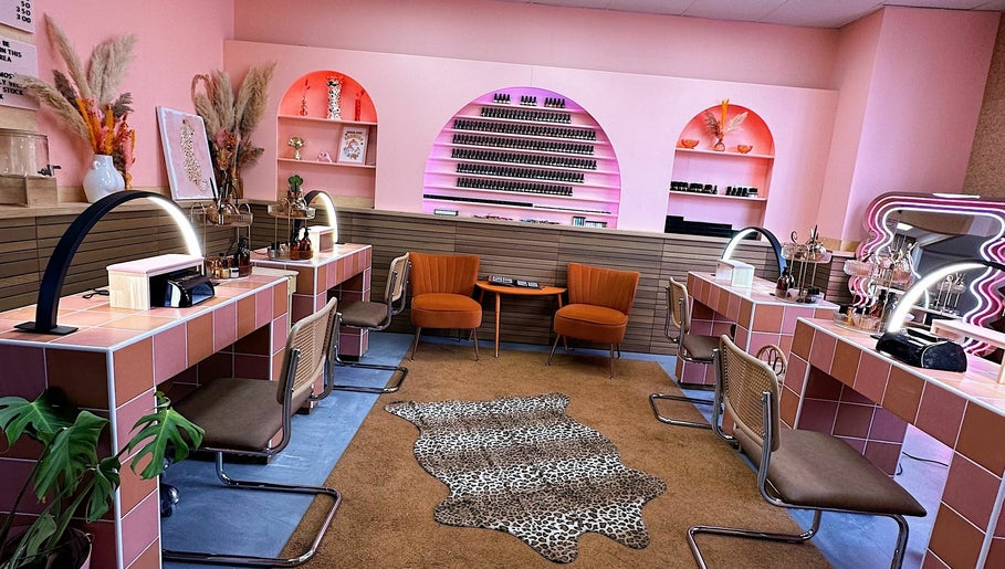 The Gossip Nail Bar Bedminster صورة 1