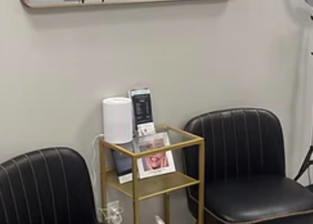 Welcoming waiting area at EverlastInk Beauty, Inc. in Copiague, New York, US with chic décor.