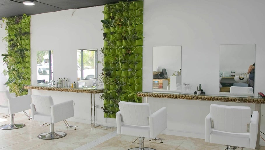 Uniko EcoSalon image 1
