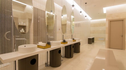 Luxurious restroom with modern sinks at The Spa at Sun and Moon Urban, Phnom Penh, Phnom Penh, KH.