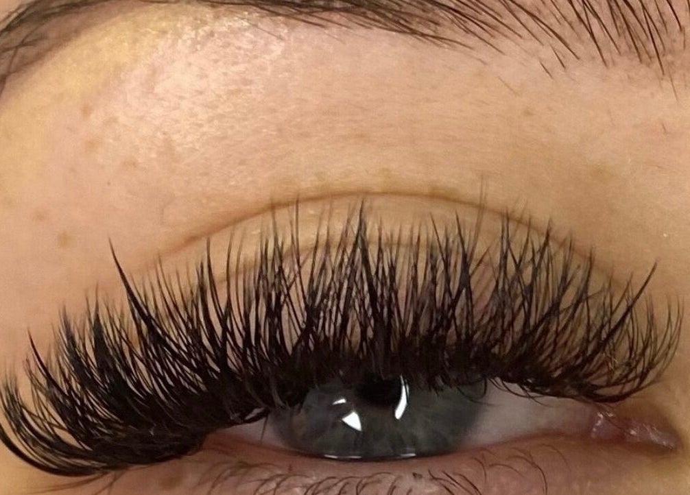 Close-up of elegant eyelash extensions at Glambyad, Swindon, England, GB. Enhance your beauty.