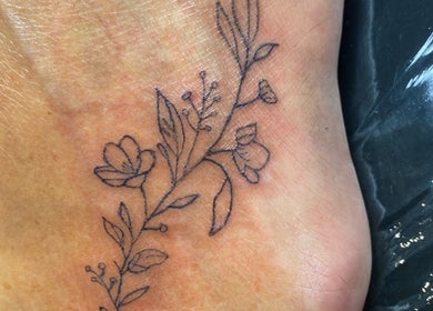 Ornate ankle fine line tattoo at Tiffany MacDonald - Permanent Make-Up in Weybridge, England, GB.