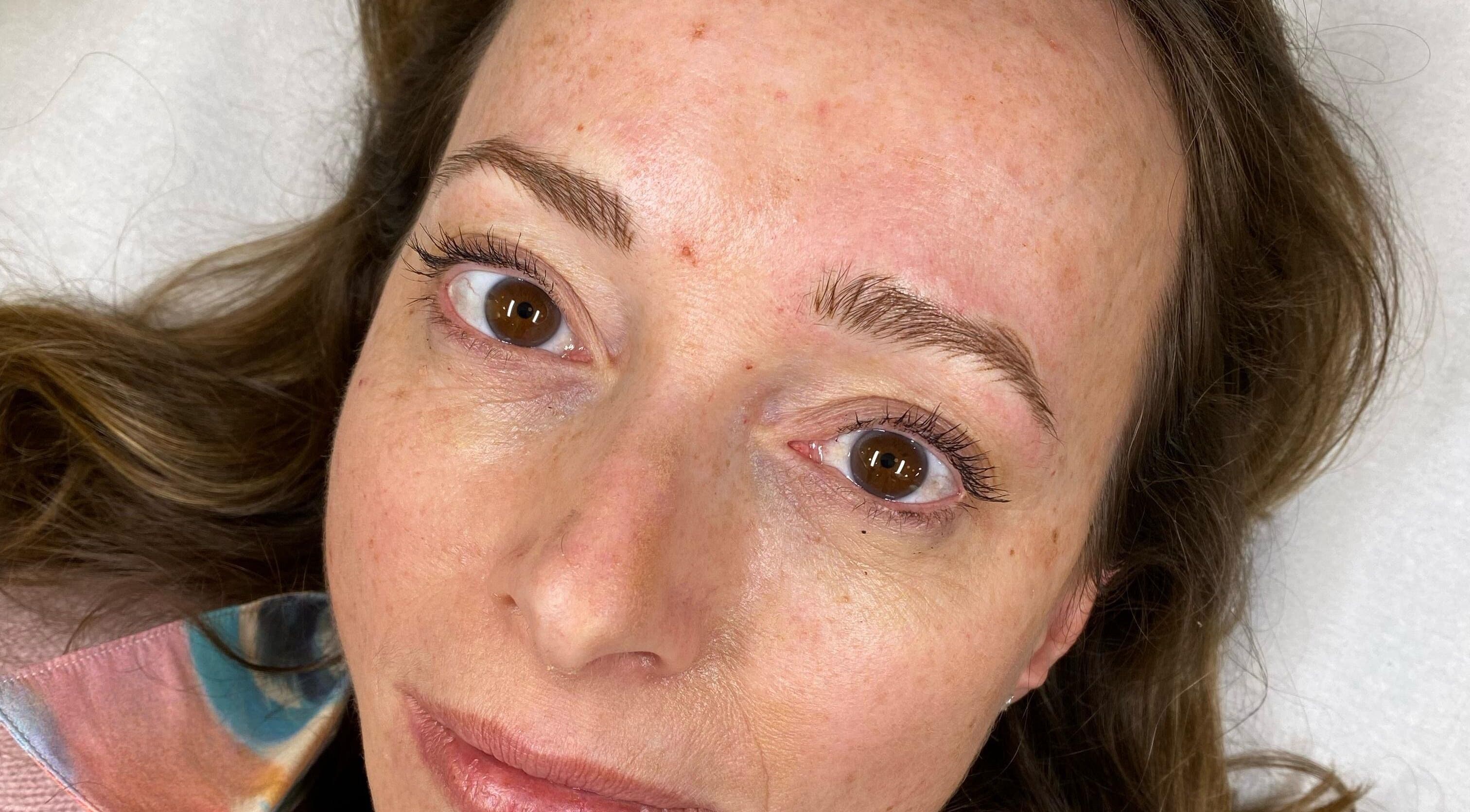 Fresh permanent make-up result at Tiffany MacDonald in Weybridge, England, GB, enhancing natural beauty.