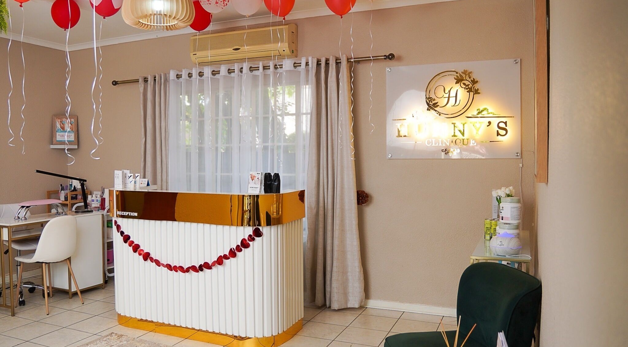 Stylish reception area at Hunny's Clinique, Rustenburg, North West, ZA with elegant decor and welcoming ambiance.