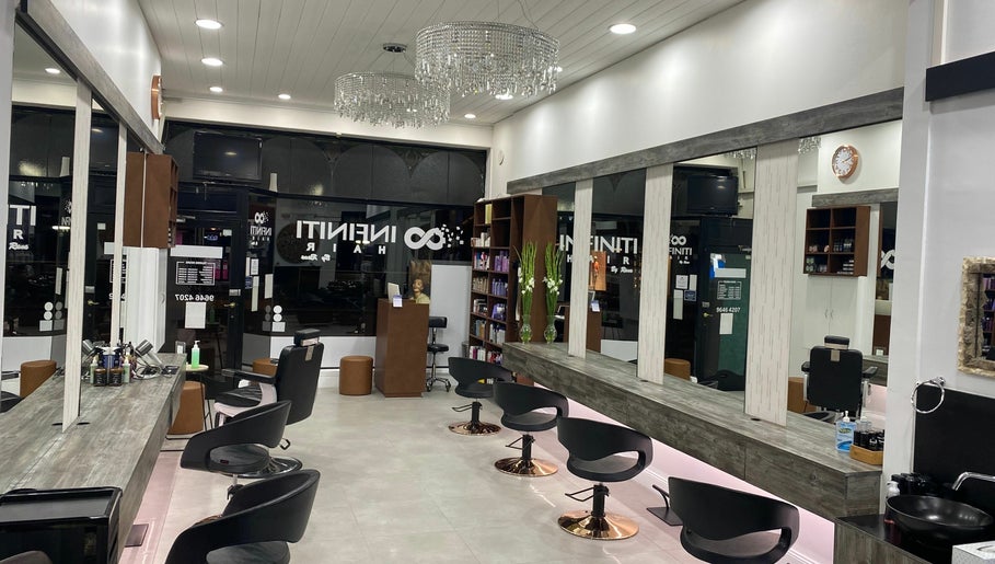 Infinitii Hair (New Location) slika 1