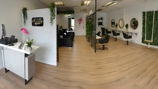 With an Edge Hair and Beauty Ormeau