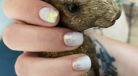 Hare and Butterfly Nail Salon image 2