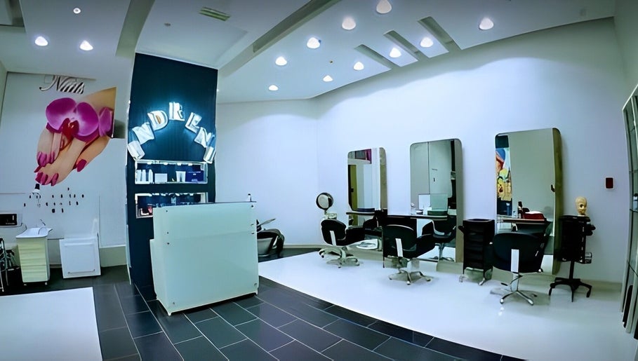 Indreni Beauty Salon slika 1