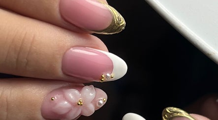 Intricate nail art with gold accents at MKM Beauty, Lancaster, England, GB, showcasing elegant craftsmanship.