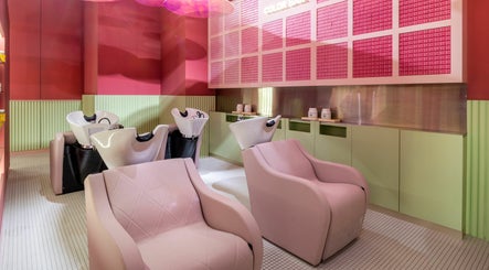 MKP Ladies Salon slika 2