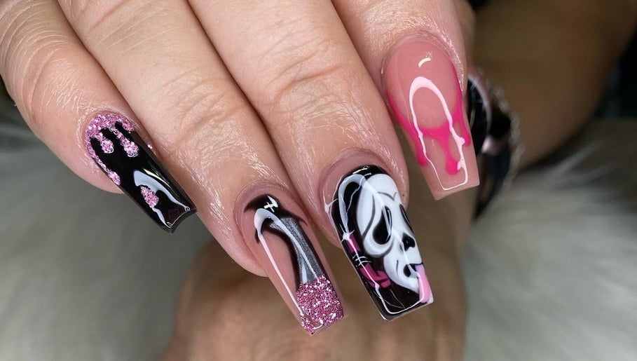 Nails by Angellis imaginea 1