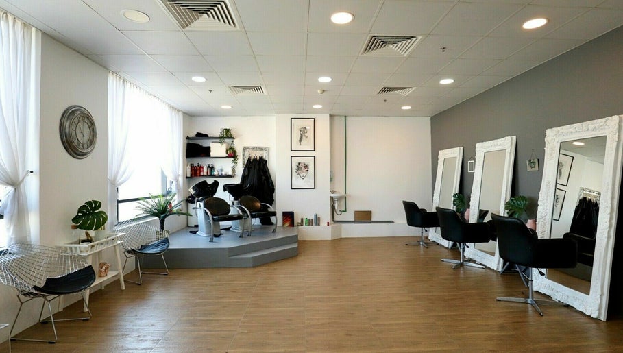 The Northern Quarter Hair and Beauty, bild 1
