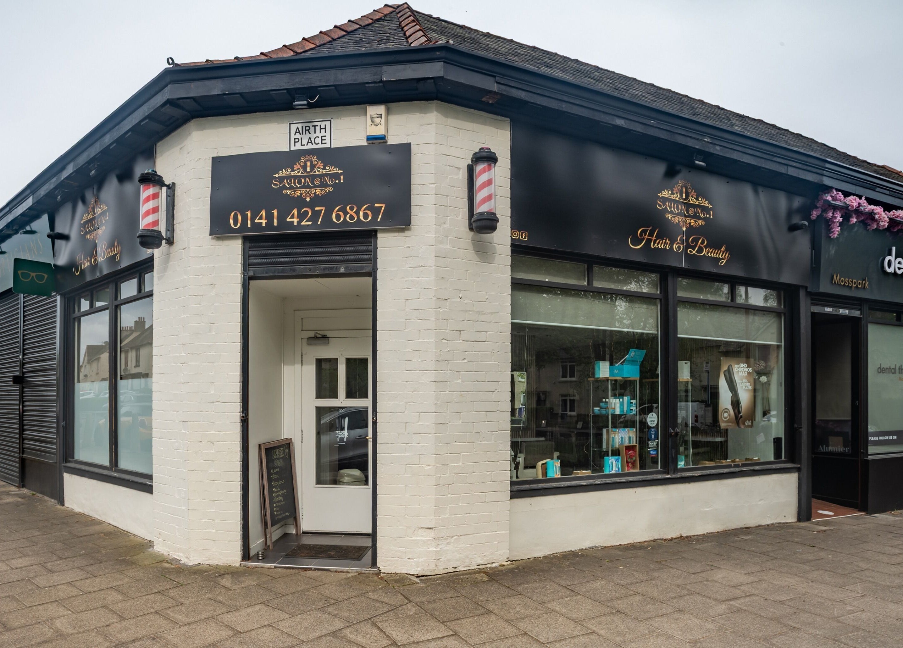 Exterior view of Salon at No.1, a chic beauty venue in Glasgow, Scotland, GB.