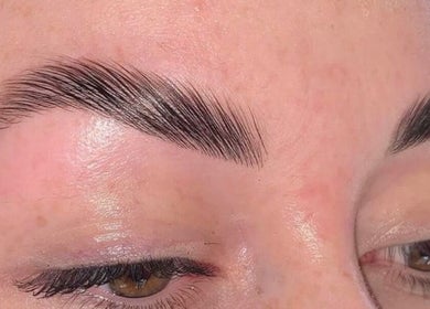 Flawless eyebrow detailing at Urban Tan Lash & Beauty in Maroochydore, Queensland, AU.